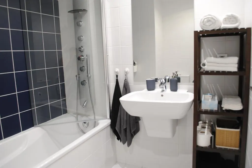 Apartment Fira Barcelona Plaza Europa L'Hospitalet de Llobregat 0*,  Spain
